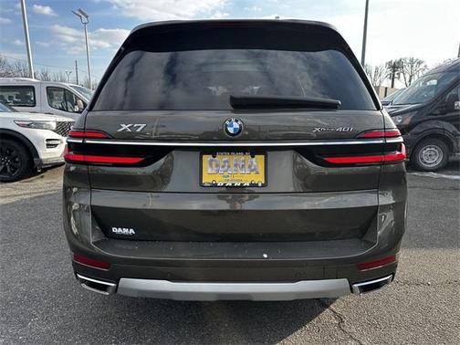 2024 BMW X7 xDrive40i