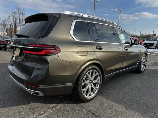 2024 BMW X7 xDrive40i