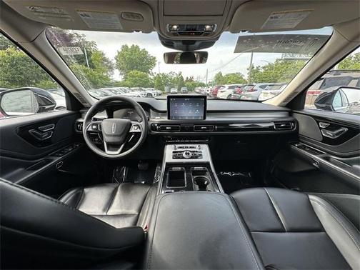 2022 Lincoln Aviator Standard AWD