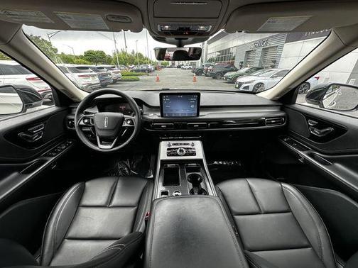 Ceramic Pearl Metallic 2023 Lincoln Aviator Standard AWD