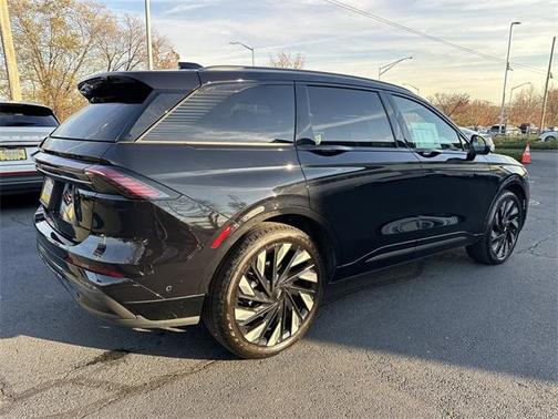 2024 Lincoln Nautilus Reserve