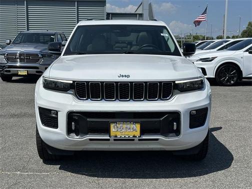 2022 Jeep Grand Cherokee Overland