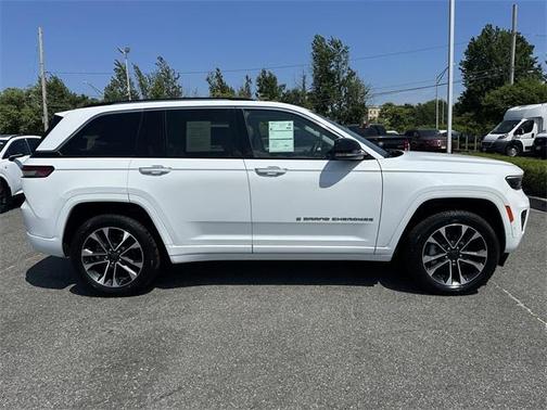 2022 Jeep Grand Cherokee Overland