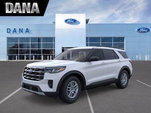 Space White Metallic 2026 Ford Explorer Active