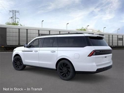 2025 Lincoln Navigator L Reserve