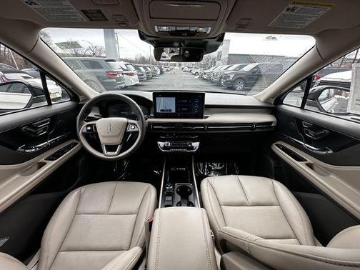 2024 Lincoln Corsair Premiere