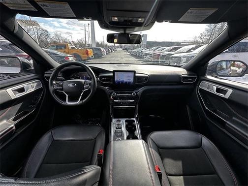 2023 Ford Explorer ST-Line