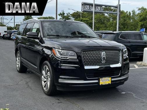 Infinite Black Metallic 2023 Lincoln Navigator Reserve