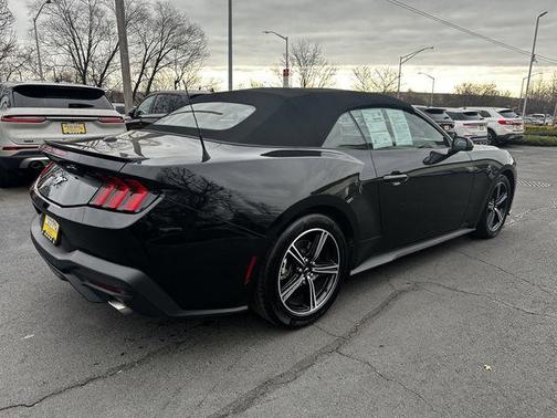 2025 Ford Mustang EcoBoost Premium