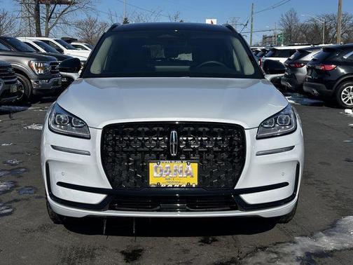 2025 Lincoln Corsair Reserve