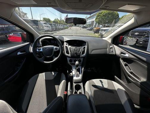 Ruby Red 2014 Ford Focus SE