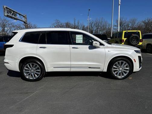 2023 Cadillac XT6 Premium Luxury AWD