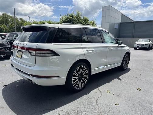 2022 Lincoln Aviator Black Label AWD