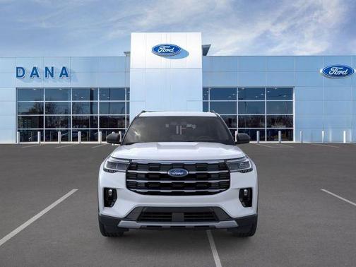 Space White Metallic 2026 Ford Explorer Active
