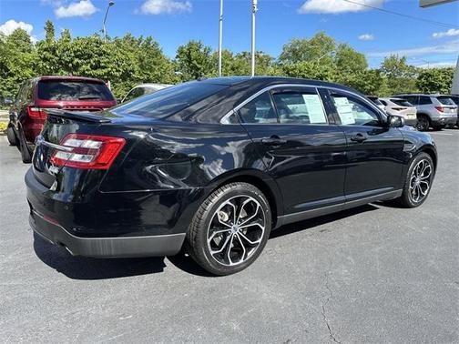 2018 Ford Taurus SHO