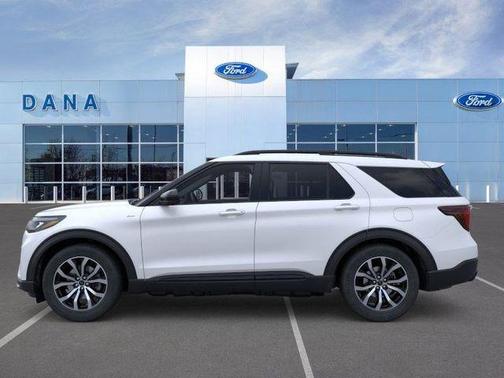 Star White 2026 Ford Explorer ST-Line