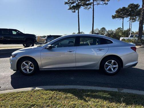 2018 Chevrolet Malibu 1LS