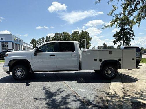 2025 Chevrolet Silverado 3500 WT