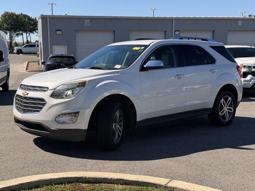 Iridescent Pearl Tricoat 2016 Chevrolet Equinox LTZ