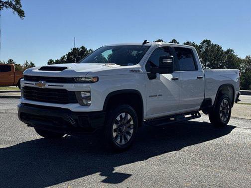 2024 Chevrolet Silverado 2500 Custom