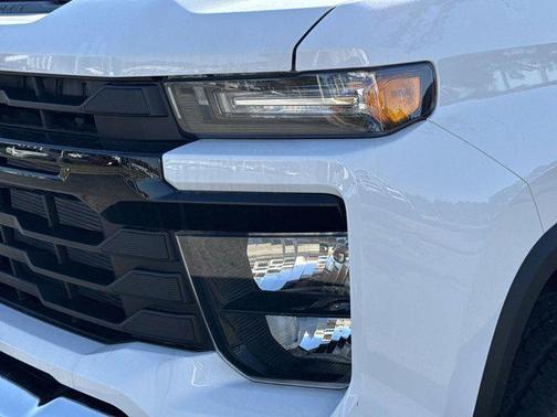 2025 Chevrolet Silverado 2500 WT