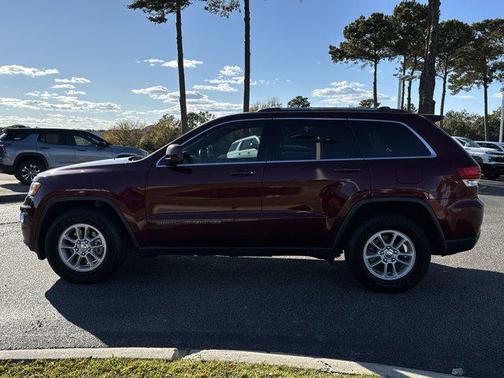 2020 Jeep Grand Cherokee Laredo