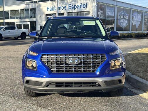 2024 Hyundai VENUE SEL