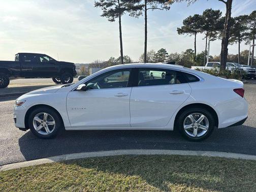 2023 Chevrolet Malibu 1LS