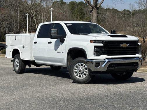 Summit White 2026 Chevrolet Silverado 2500 WT