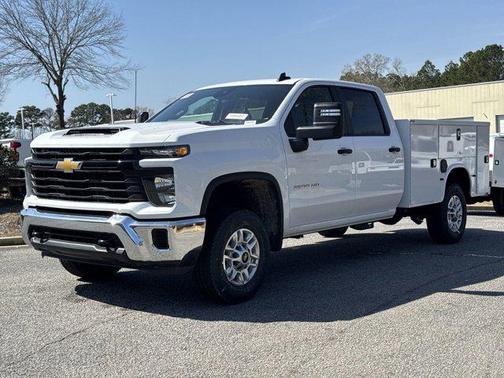 Summit White 2026 Chevrolet Silverado 2500 WT