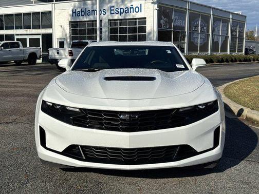 2022 Chevrolet Camaro RWD Coupe LT1