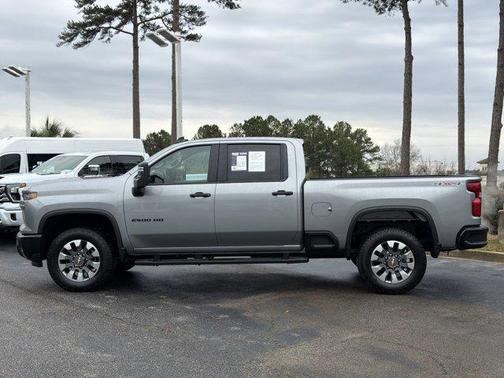 2026 Chevrolet Silverado 2500 Custom