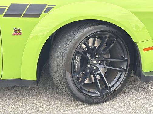 Sublime Metallic Clearcoat 2023 Dodge Challenger R/T Scat Pack Widebody