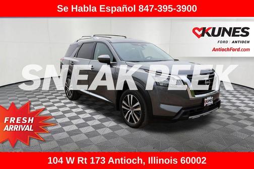 2024 Nissan Pathfinder Platinum