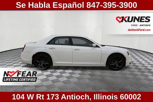 2023 Chrysler 300 S