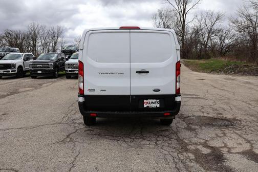 2022 Ford Transit-250 Base