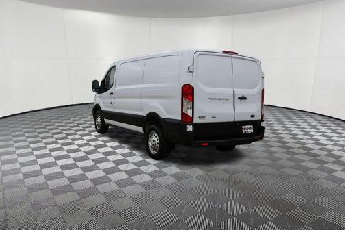 2022 Ford Transit-250 Base