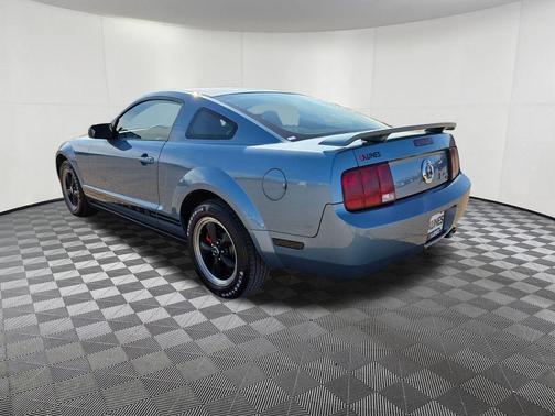 2006 Ford Mustang V6
