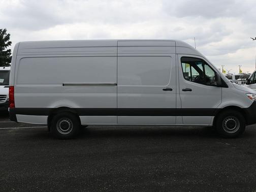 2025 Mercedes-Benz Sprinter 2500 170 WB