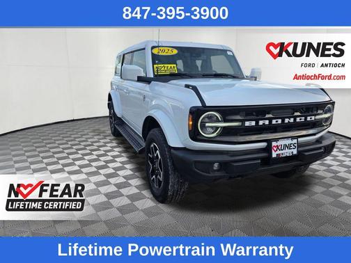 2025 Ford Bronco Outer Banks