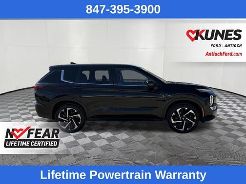 2024 Mitsubishi Outlander SE