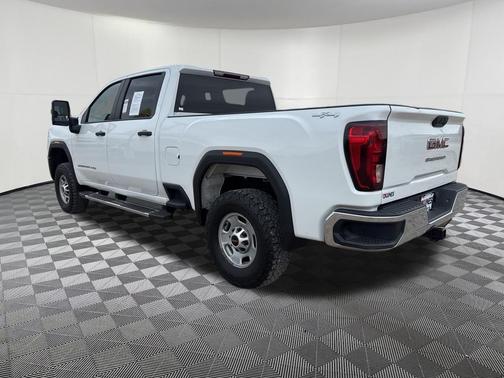 2024 GMC Sierra 2500 Pro