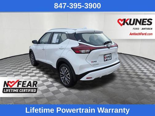 2023 Nissan Kicks SV