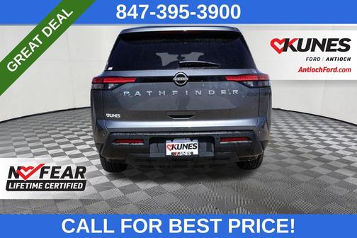 2024 Nissan Pathfinder S