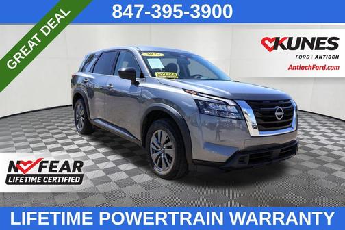 2024 Nissan Pathfinder S
