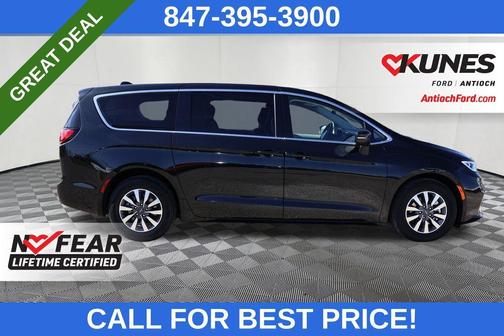 2023 Chrysler Pacifica Hybrid Touring L