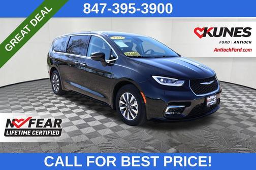2023 Chrysler Pacifica Hybrid Touring L