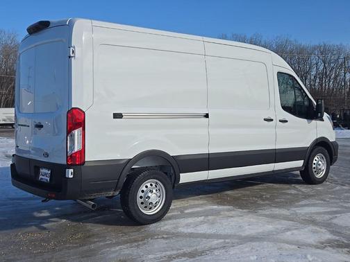 2026 Ford Transit-250 148 WB Medium Roof Cargo