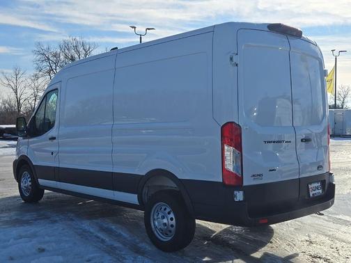 2026 Ford Transit-250 148 WB Medium Roof Cargo