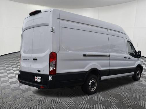 2022 Ford Transit-250 Base